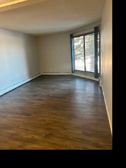 Apartment For Rent Millwoods Image# 3