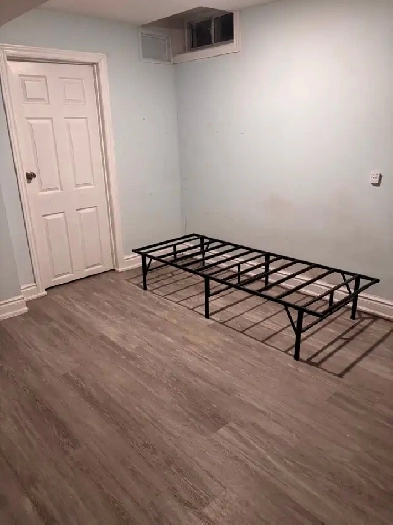 Room Rental in Scarborough - Kingston & Sheppard near Hwy 401 Image# 2