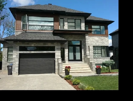 CONDO 2 ÉTAGES ENTIÈREMENT MEUBLÉ ET ÉQUIPÉ  TOUT COMPRIS