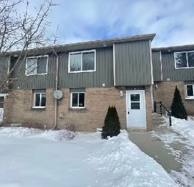 Kincardine - 3bed/1.5 bath condo rental unit available April 1