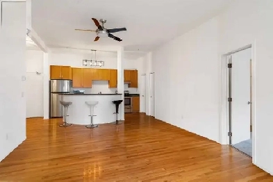 900-sf 2-Bed   Heat/Water/Parking/Locker Incl (1410 2 St SW) Image# 9