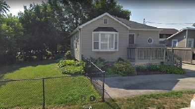 Central location in the heart of Milton 2 Bedroom House Image# 1