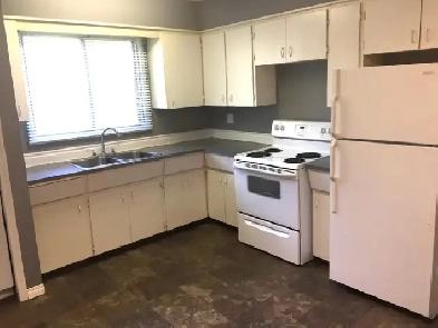 Eastside/South Nutana-Excellent quiet location Family or Couple Image# 16