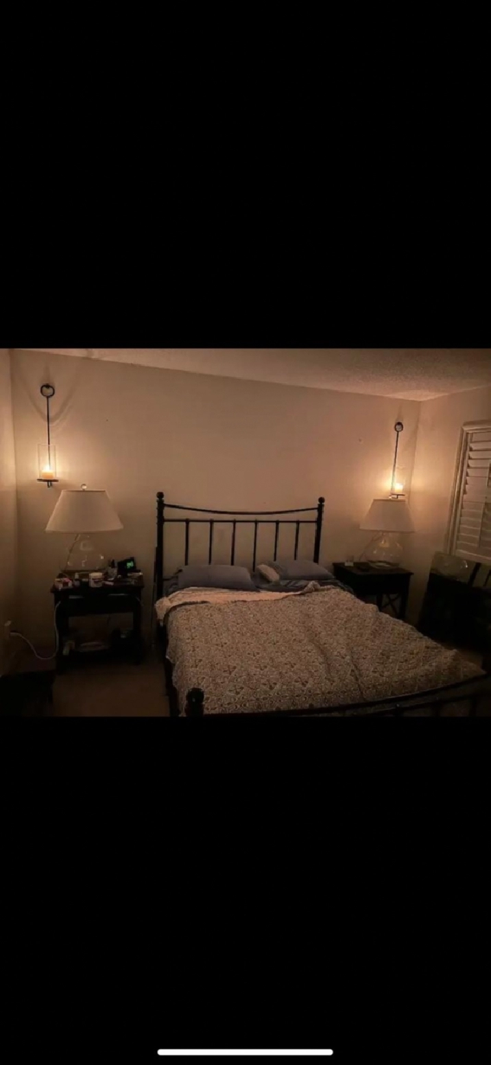 CLEAN FURNISHED BEDROOM / BATHROOM / KITCHEN / LAUNDRY IN HOME.