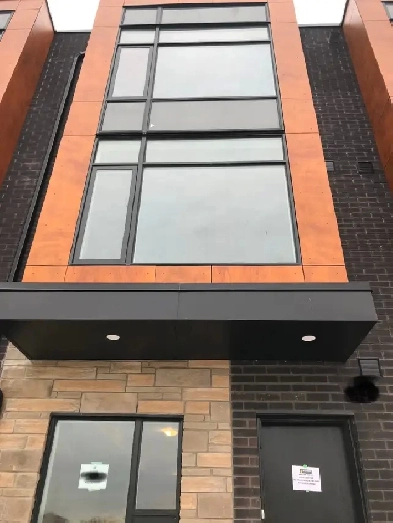 3 Bedroom   Den House for Rent in Brampton | Mar 1 | L6Y 6H8