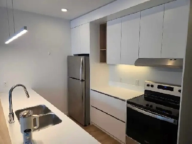 Private Room Available at 3435 Pembina Highway ✨ Image# 1