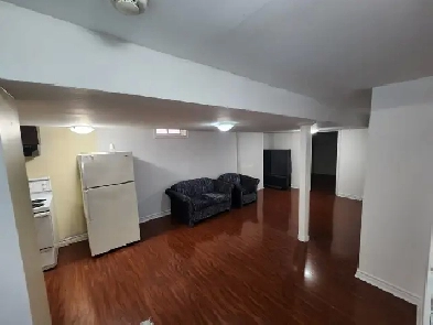 Spacious 1BR Basement Apartment for Rent – Port Union / Scarboro Image# 7