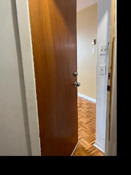 TRES GRAND 4 1/2 à louer à Vimont Laval Image# 6