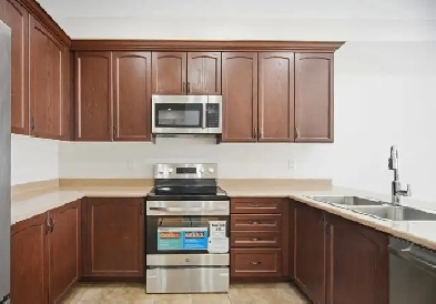 Rooms available for rent near Sheridan college Image# 5