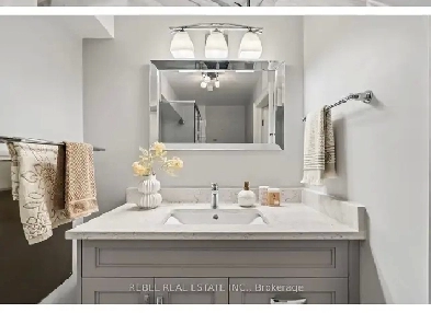 Oshawa - Fully Furnished Basement Image# 1