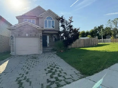 Available May 1st, 3 bdrm House NorthWest, Sarnia & Wonderland Image# 1