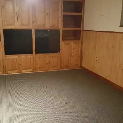 Basement for rent available from February 1, 2026 in Shawnessy Image# 1
