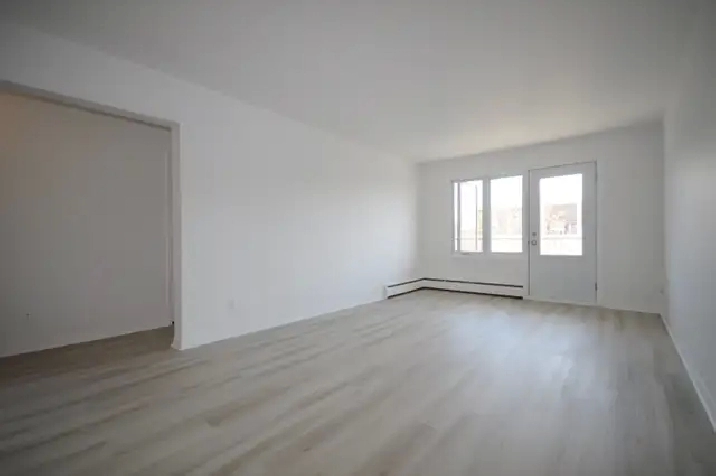 5½, Chauffés, mars