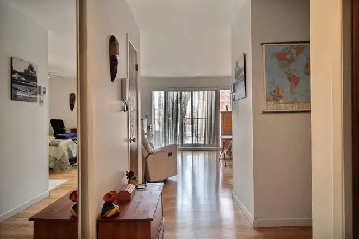 1 1/2 à Limoilou dans un immeuble style condo