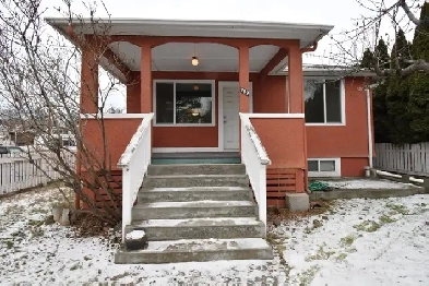 799 Nicola Street-top floor