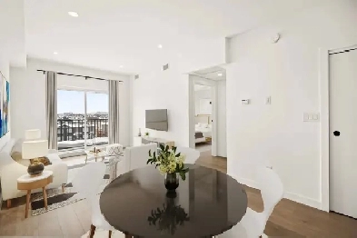 LUXURY 2 Bedroom Apartment! With Fitness Centre! Image# 1