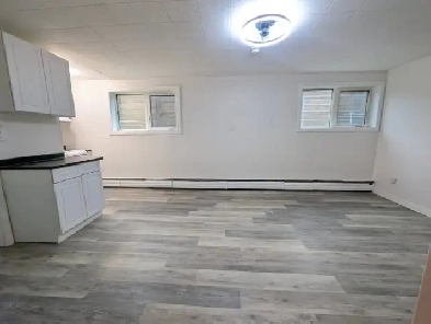 Studio Suite for Rent Image# 8