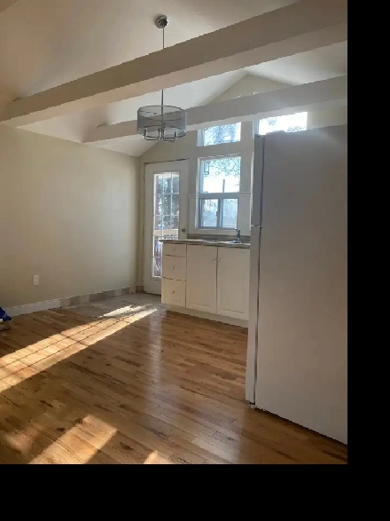 one bed room studio apt. Image# 2