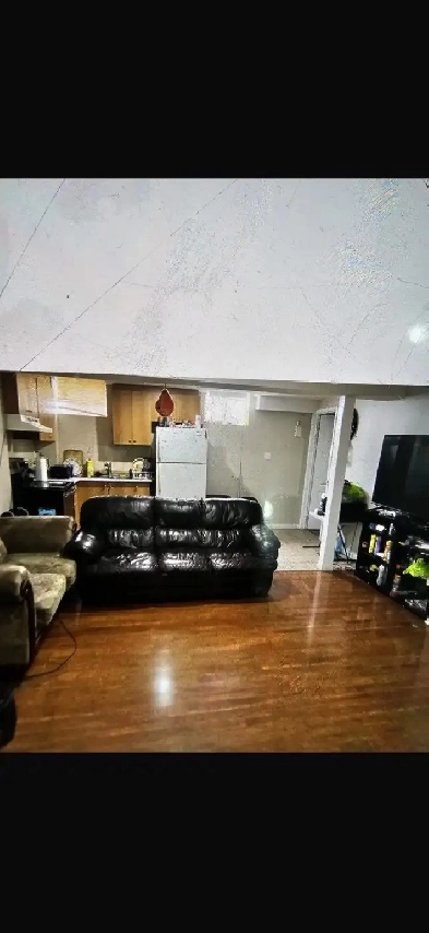 One private room for rent in Brampton