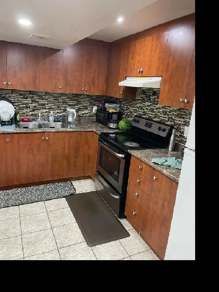 One bedroom basement on Rent Image# 1