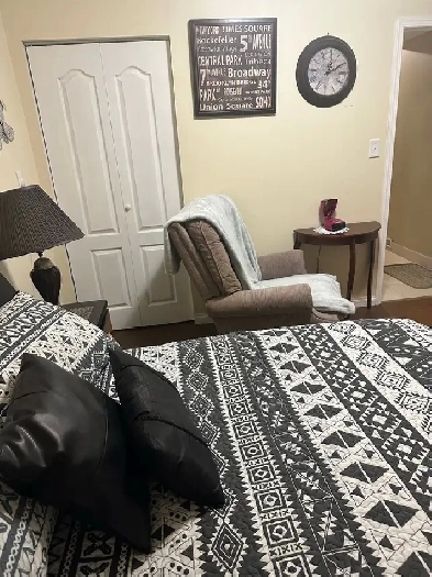 furnished bachelor Image# 7