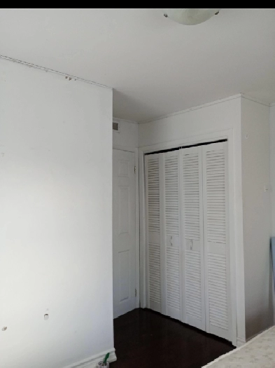 Bedroom / March 1st / Don Mills & Finch Image# 1