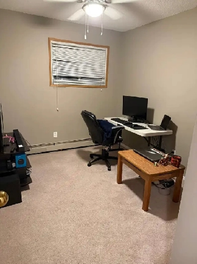 Gorgeous 2 bedroom condo in the prestigious area of Lindenwoods Image# 1