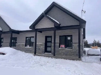 Semi-détaché 4 ½ à louer – St-André-Avellin Image# 1