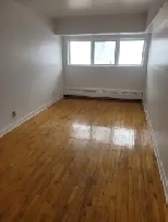 Lasalle Grand 4 ½ disponible pour maintenant ou mars. Image# 1