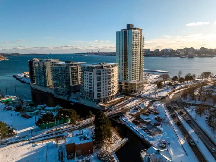 Stunning Condo with a View to Match at 15 King's Wharf #1007!