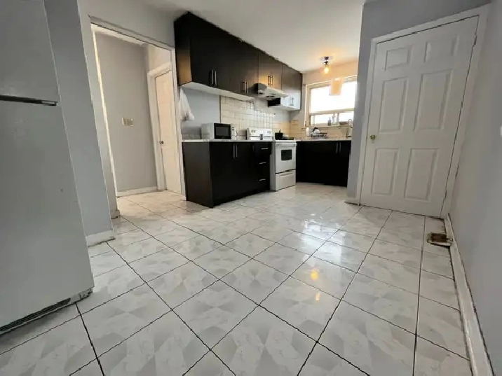 One private Bedroom is available for rent  in a Detached home