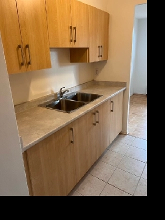 1 bedroom 1 bathroom apartment for rent in Stouffville, ON Image# 1