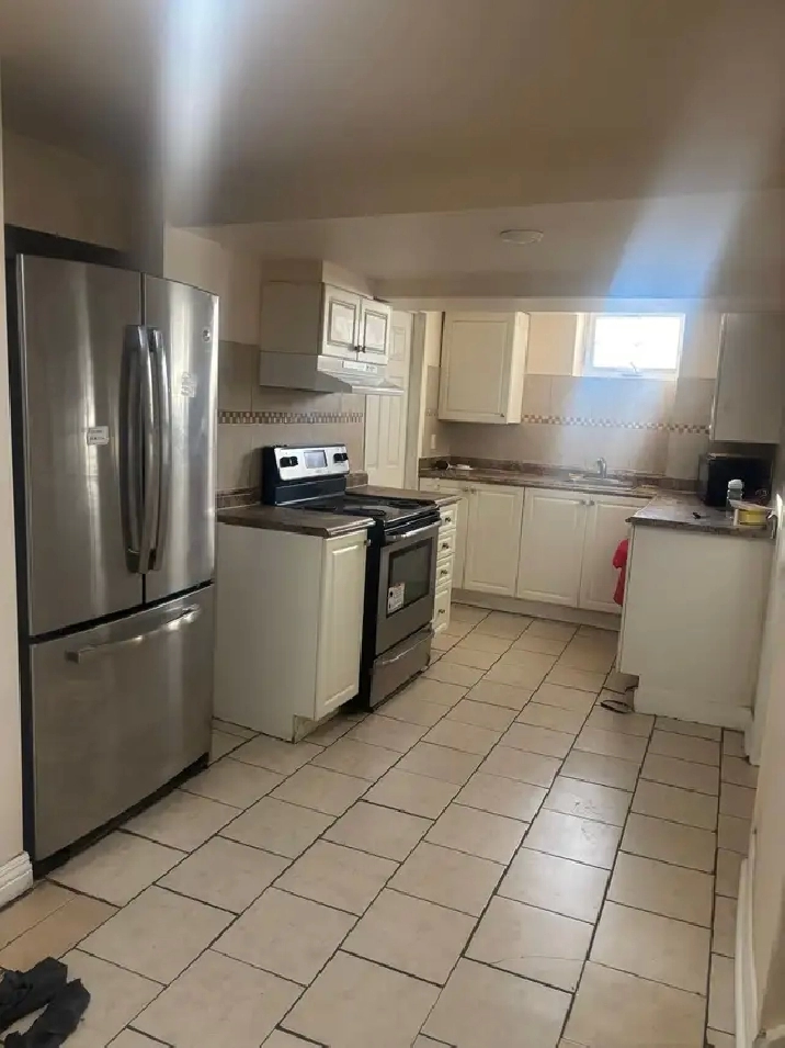 NEWLY RENOVATED PRIVATE & SHARING ROOMS NEAR CENTENNIAL COLLEGE