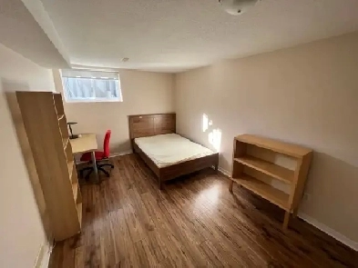 1 MAR - Furnished Room for Mature Female Student - Bank/Walkley Image# 7