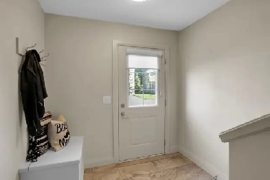 Roommate Wanted - Pet Friendly Image# 1