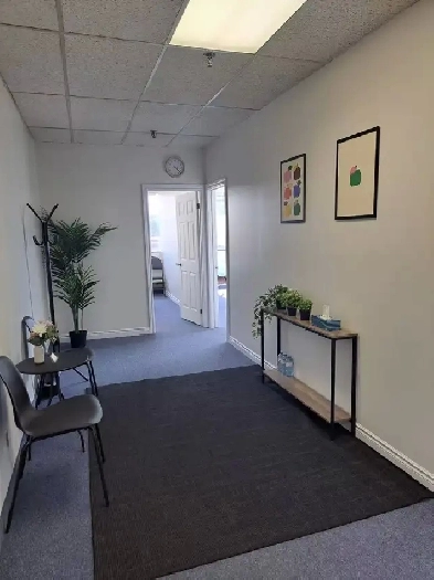 Extra large room for rent at Yonge/Steeles Acupuncture  Clinic