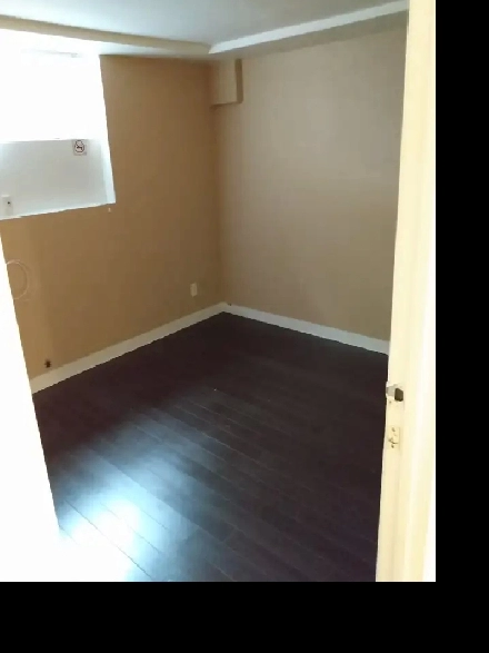 ROOM FOR RENT $600  PRIVATE UNFURNISHED Image# 1