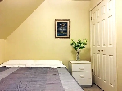 Bedroom with Private Bathroom, Furnished Image# 1