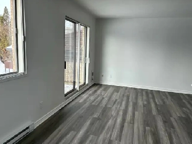 Ste Dorothee, 41/2 à louer Image# 1