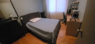 chambre à louer pour femme près du métro sauvé Image# 2