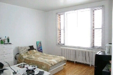 1er juillet près Cégep Ste-Foy et Université Laval appartement