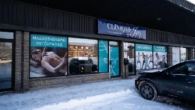 PIGNON SUR RUE - Local Commercial rue Notre-Dame Image# 3