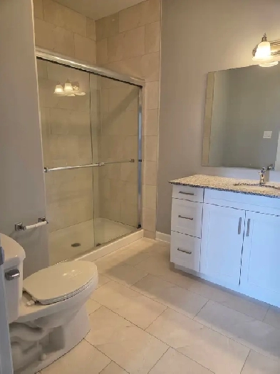 RUSSELL APT FOR RENT Image# 3