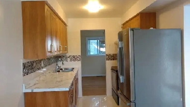 A private room for female working professional/student. Image# 1