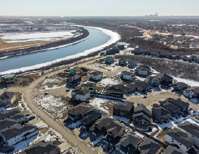 44 Pocket lot steps from the river! Only $329k! Wow! Deal time! Image# 1