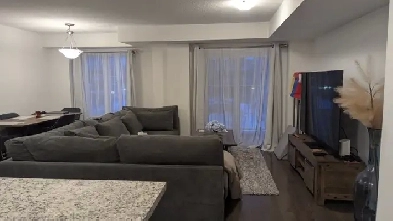 Stunning Modern 2 Bedroom Townhouse For Rent in Whitby! Image# 1