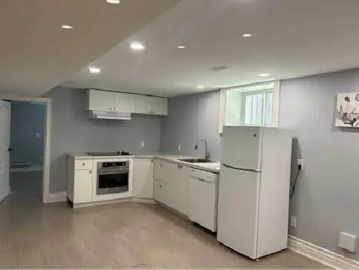 2 bedroom basement appartment for lease
