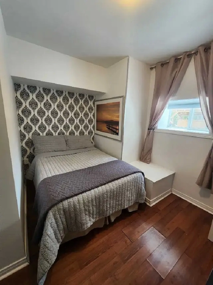 2 Bedroom Apartment Main Floor 6 aplex unit