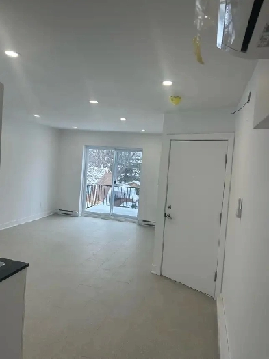 3 1/2 Neuf À louer, Laval Image# 1