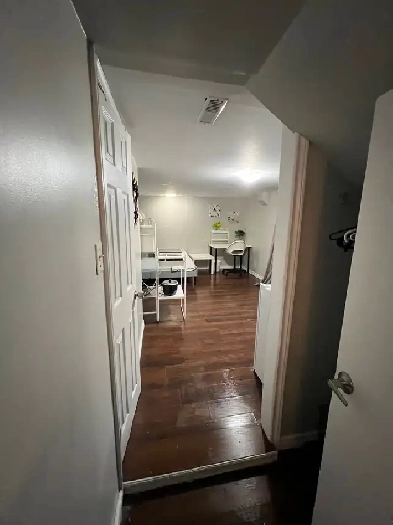 Furnished Room with Private Bathroom Image# 1